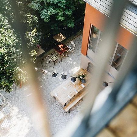 Les Chouettes Hostel Ренн Экстерьер фото