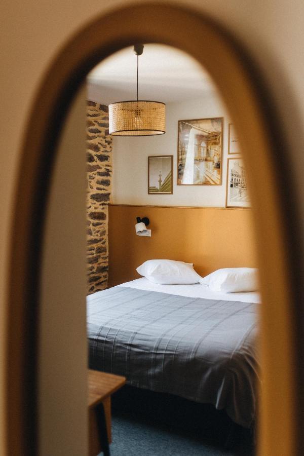 Les Chouettes Hostel Ренн Экстерьер фото