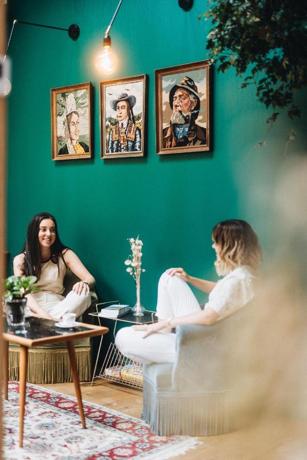 Les Chouettes Hostel Ренн Экстерьер фото